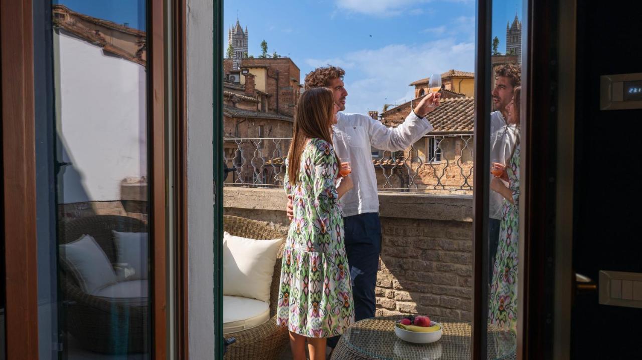 Blossoms Of Siena, Adults Only Екстер'єр фото