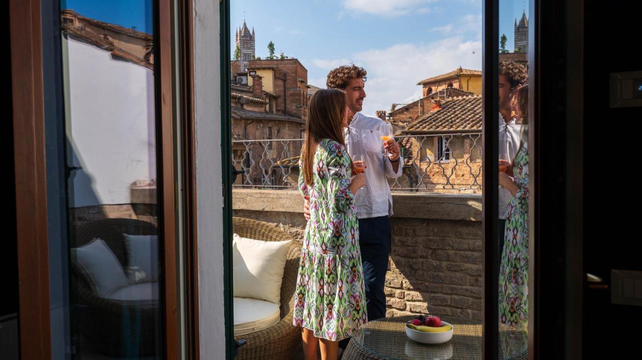 Blossoms Of Siena, Adults Only Екстер'єр фото